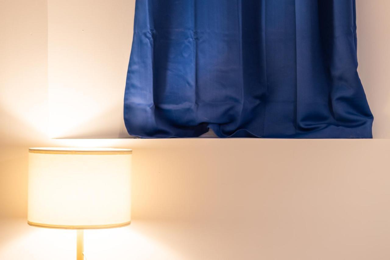 Appartement Coeur De Ville - Au Calme - Wifi - Four, Lave-Seche Linge Pau Bagian luar foto